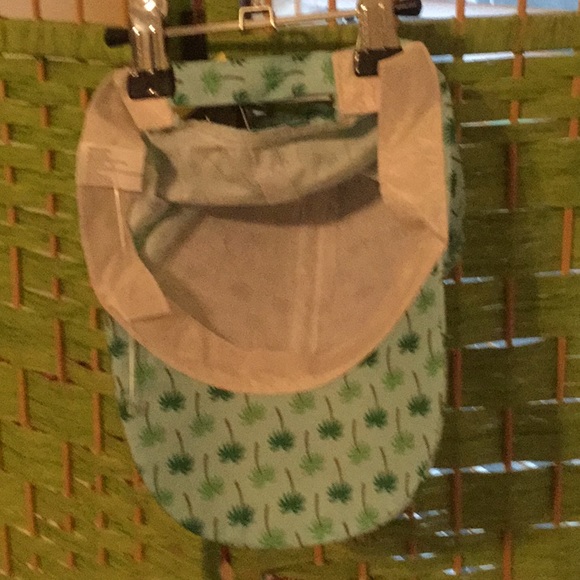 🌴NWT Awesome Palm Tree Baseball Unisex Cap Closet Must Have 🌴 - Picture 4 of 5